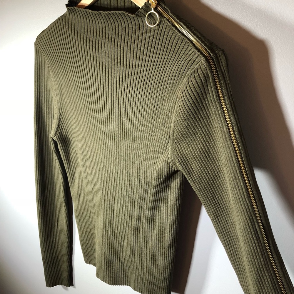NWT TopShop Zip Sleeve Funnel Neck Sweater Olive - Picture 5 of 8